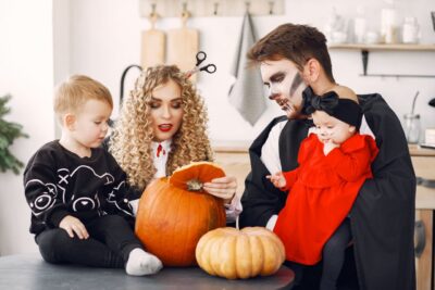 Halloween : citrouilles, guirlandes et déguisements à fabriquer en famille